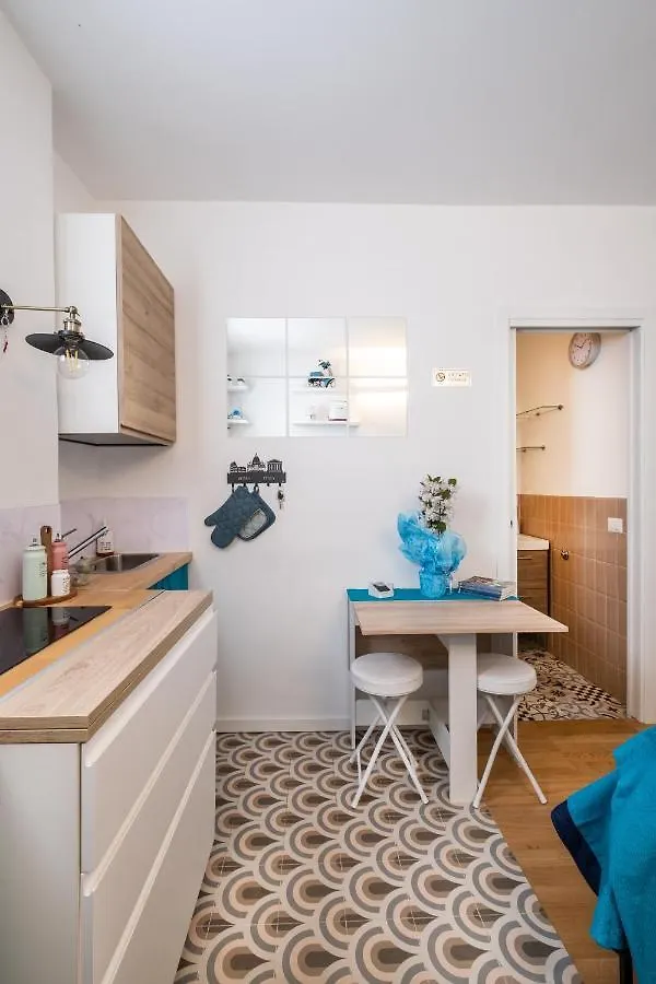 Romantic Tiny House Aventino 0*, Rome
