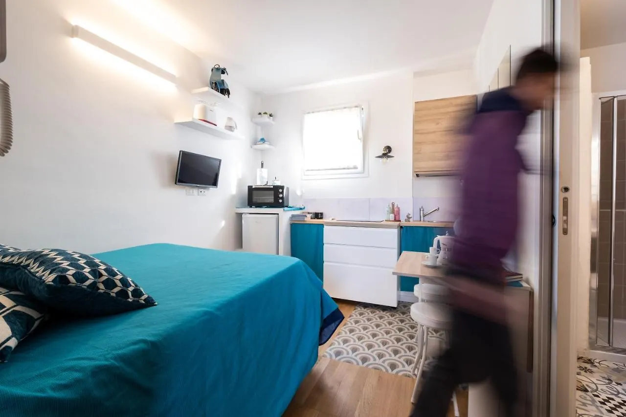 Romantic Tiny House Aventino 0*, Rome