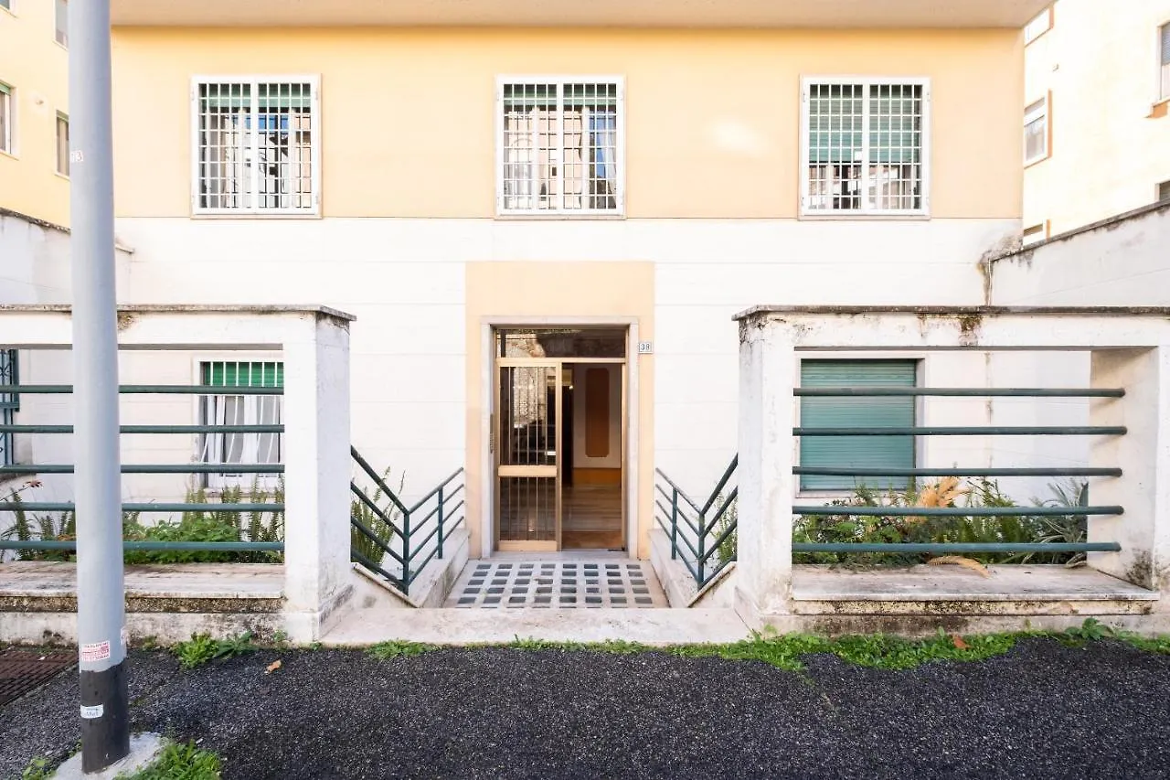 Romantic Tiny House Aventino Italy
